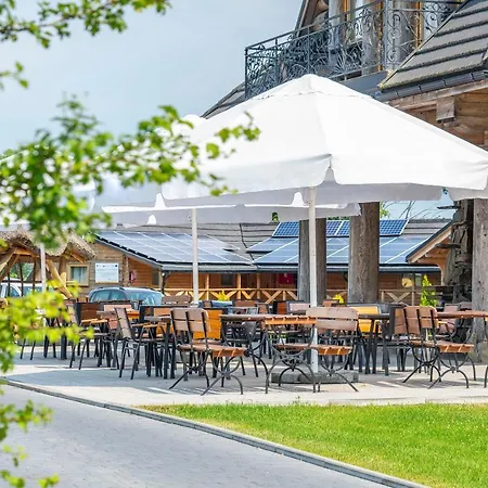 łabędź Karczma Hotel