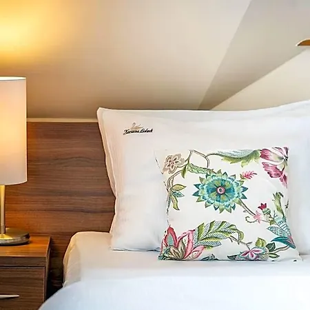 Hotel Labedz Karczma 3*
