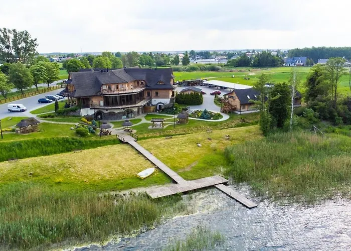 Labedz Hotel Karczma 3*