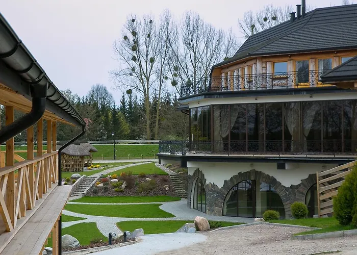 Labedz Hotel Karczma 3*